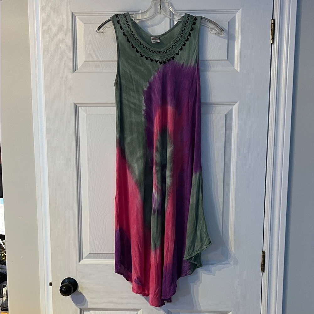🌴vacation pick 🌴Shoreline Green and Purple Tie-Dye Midi Dress